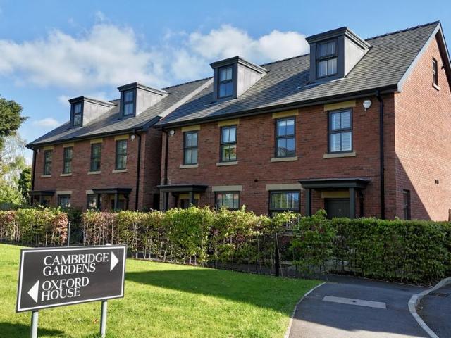 House for sale in Cheadle Hulme, Greater Manchester