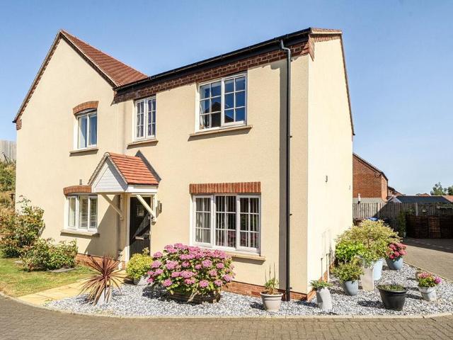 House for sale in Evershot, Oxfordshire