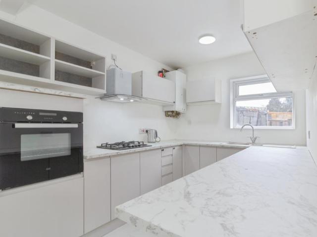 House for sale in Kirby Frith, Old Wharf