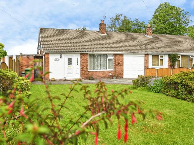 House for sale in Greystone Heath, Warrington