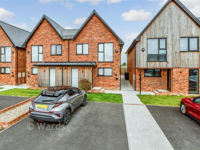 House for sale in Folkestone, Kent
