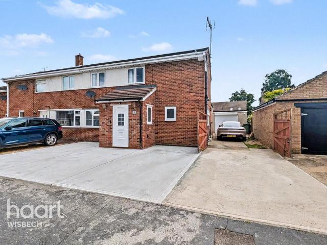 House for sale in Four Gotes, Cambridgeshire
