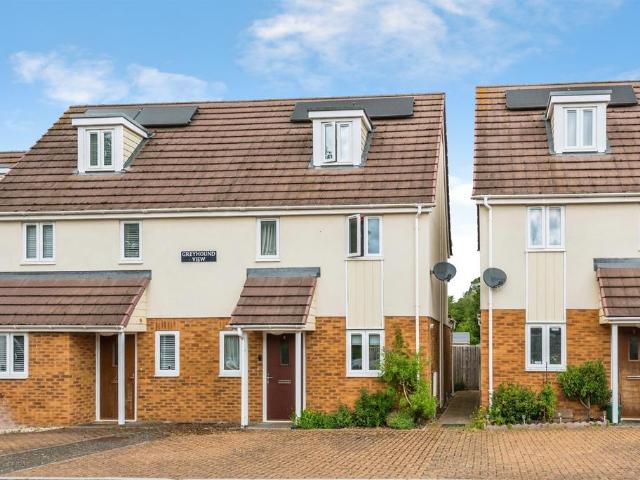 House for sale in The Slade, Oxfordshire