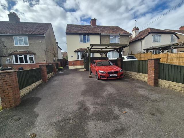 House for sale in Crewkerne, Somerset