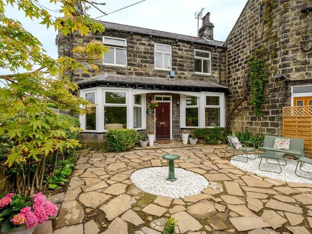 House for sale in Shadwell, West Yorkshire