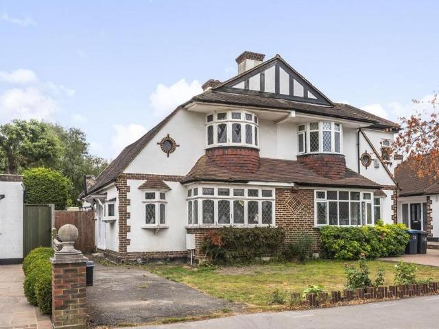 House for sale in London Borough of Croydon, Greater London