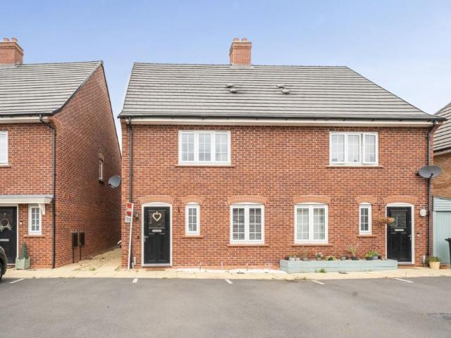House for sale in Hanson Reach, Bedford