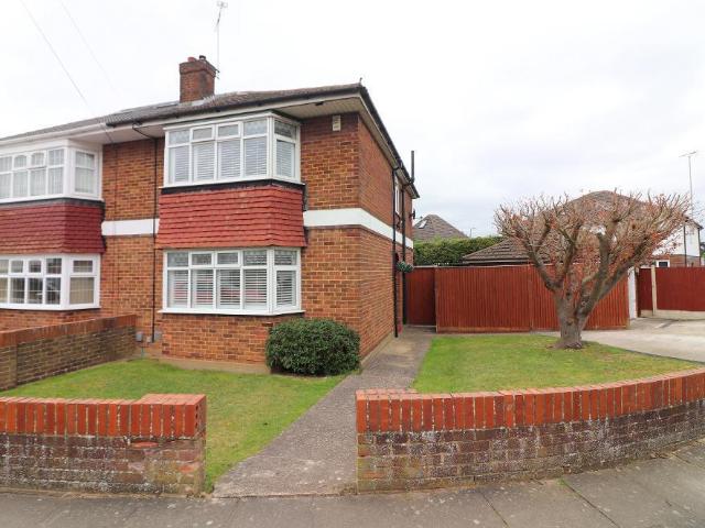 House for sale in Leagrave, Luton