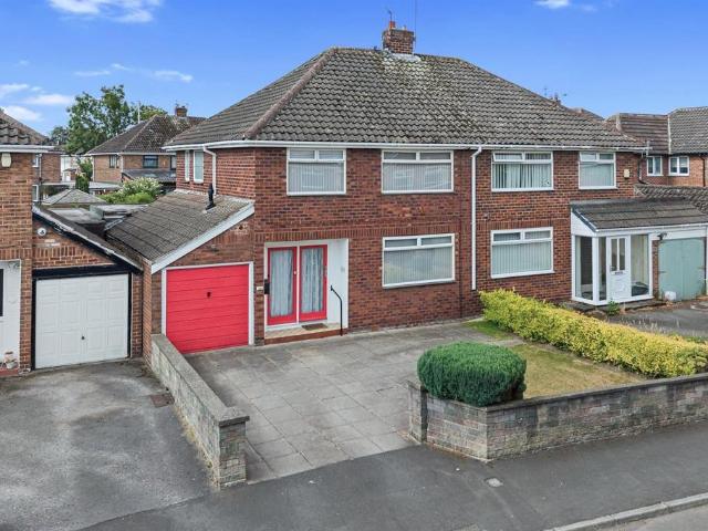House for sale in Waddicar, Sefton