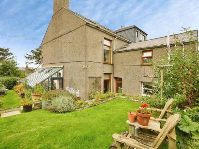House for sale in Nefyn, Wales