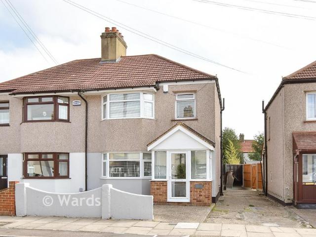 House for sale in Crook Log, Greater London