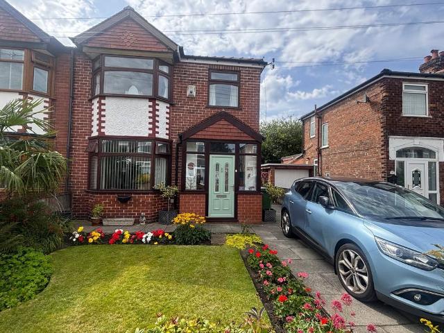House for sale in Mosley, Trafford Park