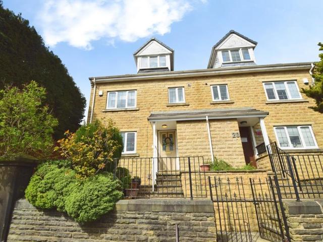 House for sale in Allerton, West Yorkshire