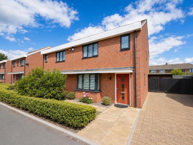 House for sale in East Tilbury, Essex