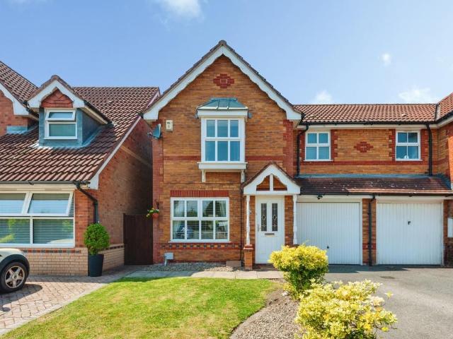 House for sale in Lingley Green, Warrington