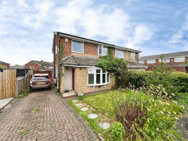 House for sale in Bradshaw, Lee Bank