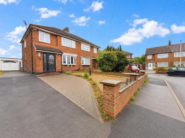 House for sale in Sundon Park, Luton