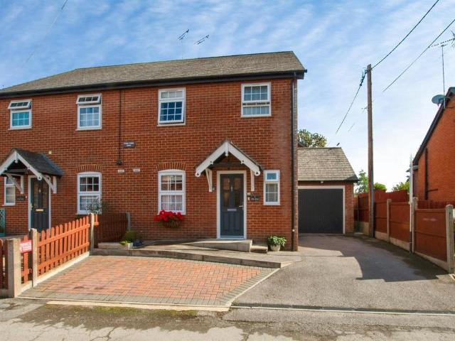 House for sale in Amesbury