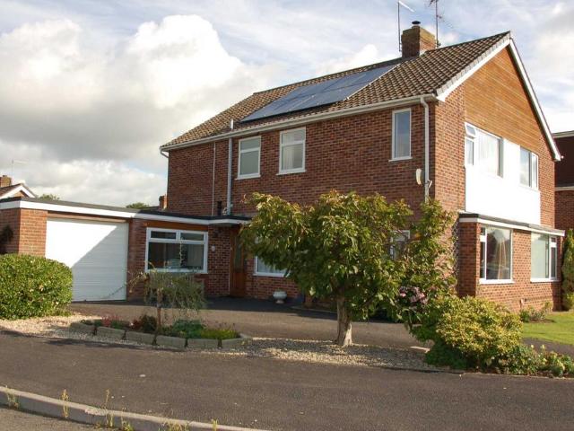 House for sale in Galmington, Rumwell