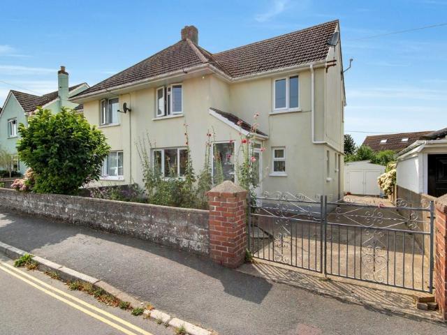 House for sale in Lake, Kentisbury