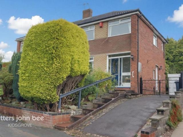 House for sale in Kidsgrove, Newcastle-under-Lyme