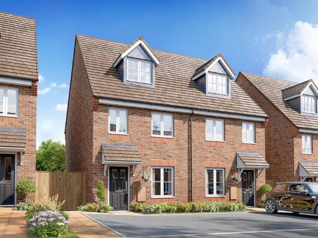 House for sale in Stanford On Avon, Leicestershire