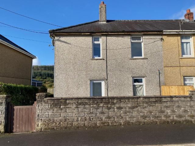 House for sale in Onllwyn, Wales
