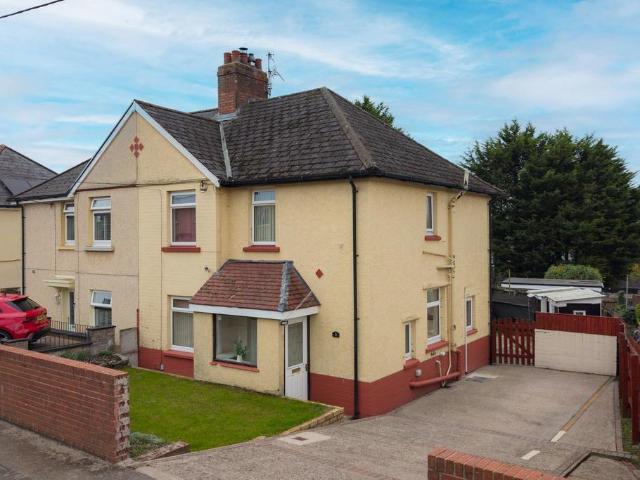House for sale in Penygarn, Pontypool