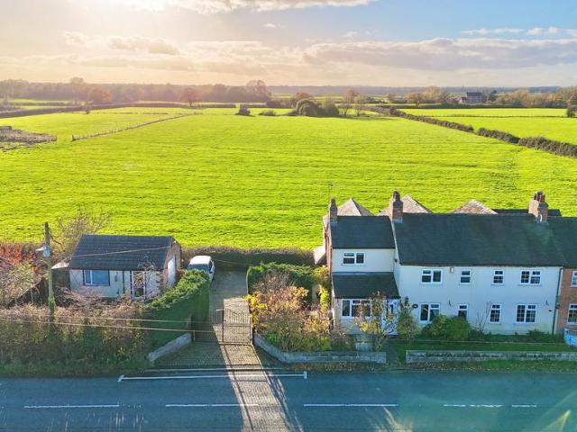 House for sale in Stapeley and District, Stapeley