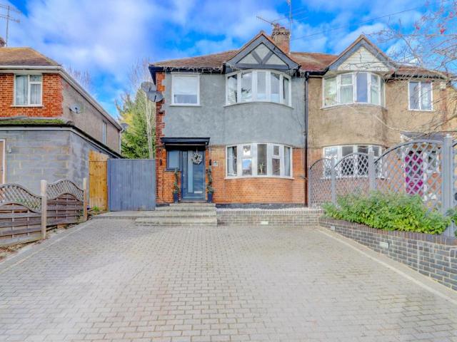 House for sale in Totteridge, Tylers Green