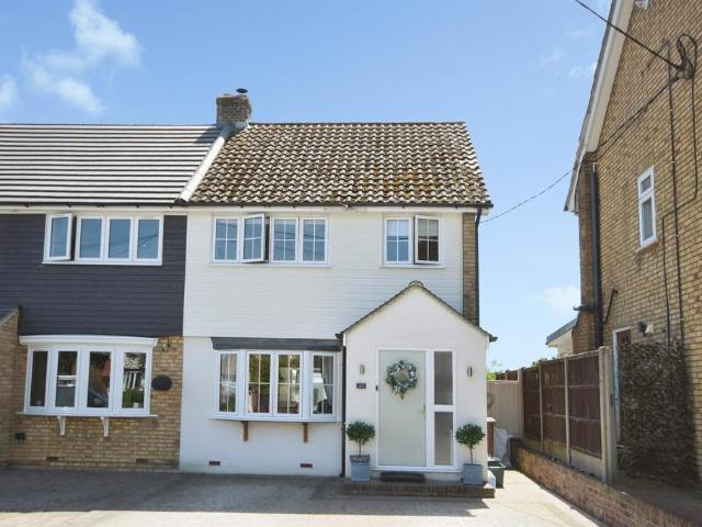 House for sale in South Hanningfield, Chelmsford