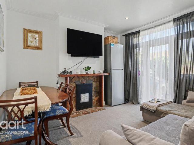 House for sale in Hale End, Greater London
