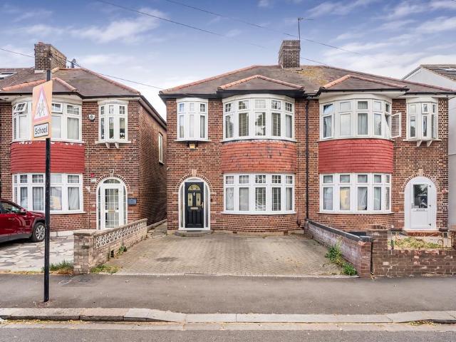 House for sale in Edmonton, Greater London