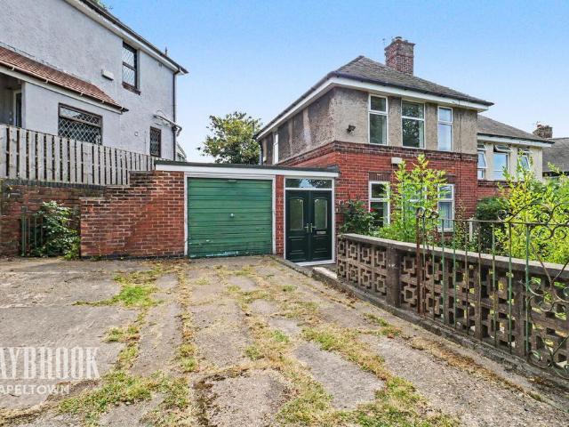 House for sale in Shiregreen, South Yorkshire