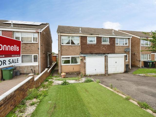 House for sale in Balls Hill, Hill Top