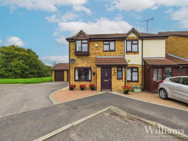 House for sale in Bierton, Buckinghamshire