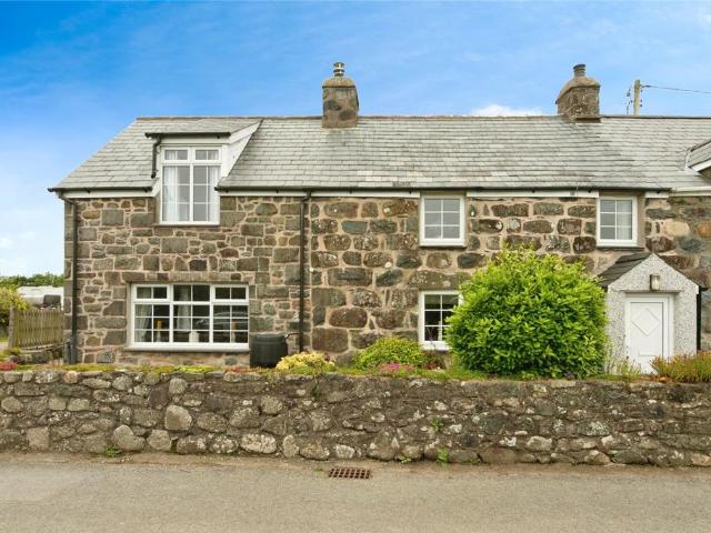 House for sale in Llanystumdwy, Wales