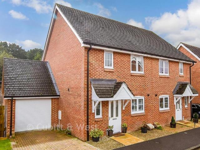 House for sale in Horsham, West Sussex