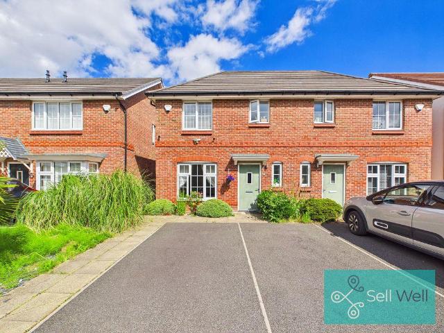 House for sale in Barton upon Irwell, Salford