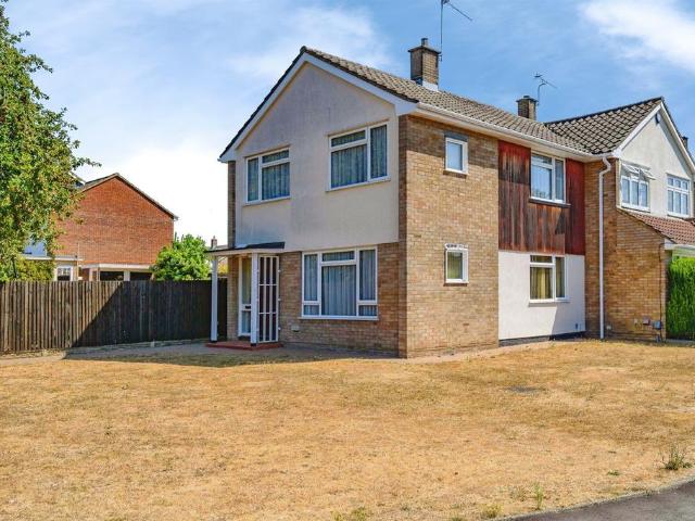 House for sale in Pouchen End, Hertfordshire