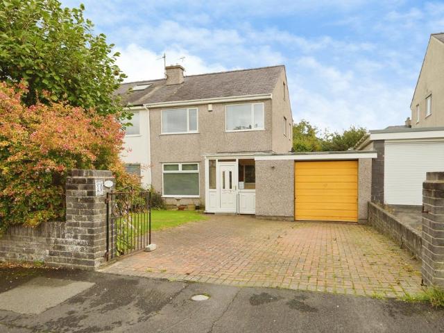 House for sale in Bangor, Wales
