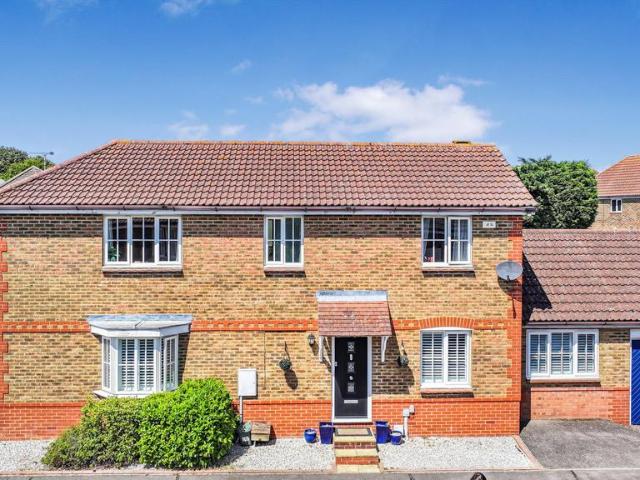 House for sale in Chancellor Park, Chelmsford