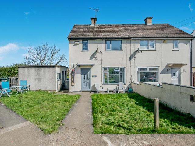 House for sale in Eccleshill, West Yorkshire