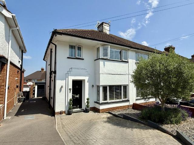 House for sale in Watergate, Devon