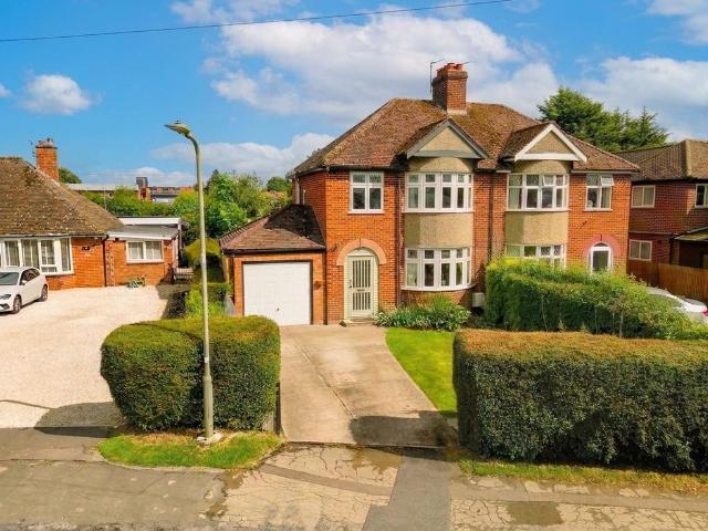 House for sale in Berrick Salome, Oxfordshire