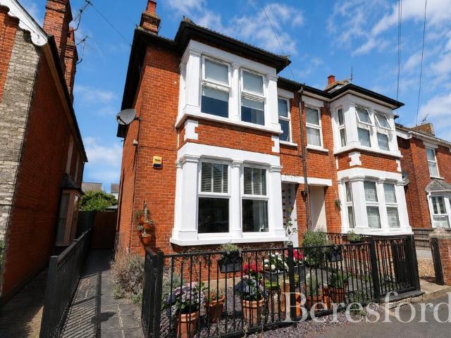 House for sale in Burnham-on-Crouch, Maldon