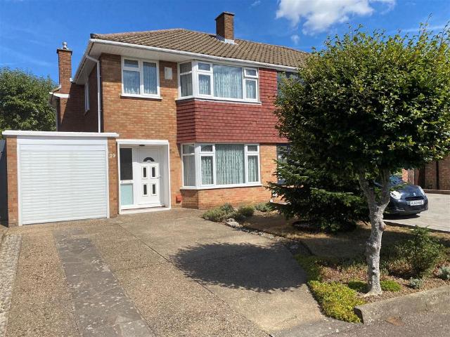House for sale in Oakmere, Potters Bar