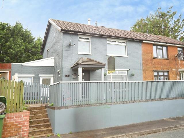 House for sale in Penyrheol, Caledfryn