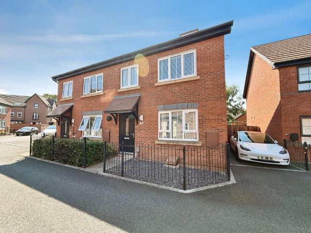 House for sale in Lawley Village, Telford