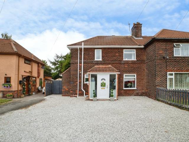 House for sale in Elmton, East Midlands